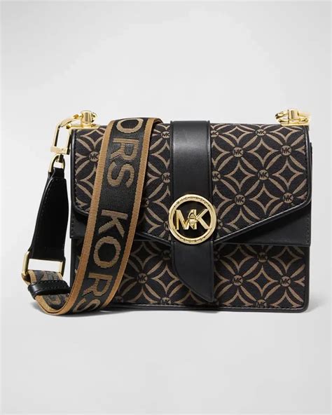 est ce que michael kors est une marque de luxe|Michael Kors — Wikipédia.